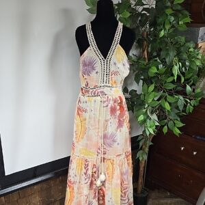 Tropical Print Sleeveless Maxi Dress